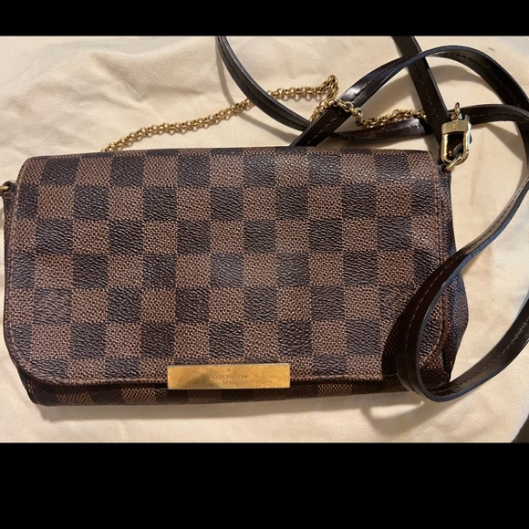 Louis Vuitton favorite mm cross body - Picture 1 of 2